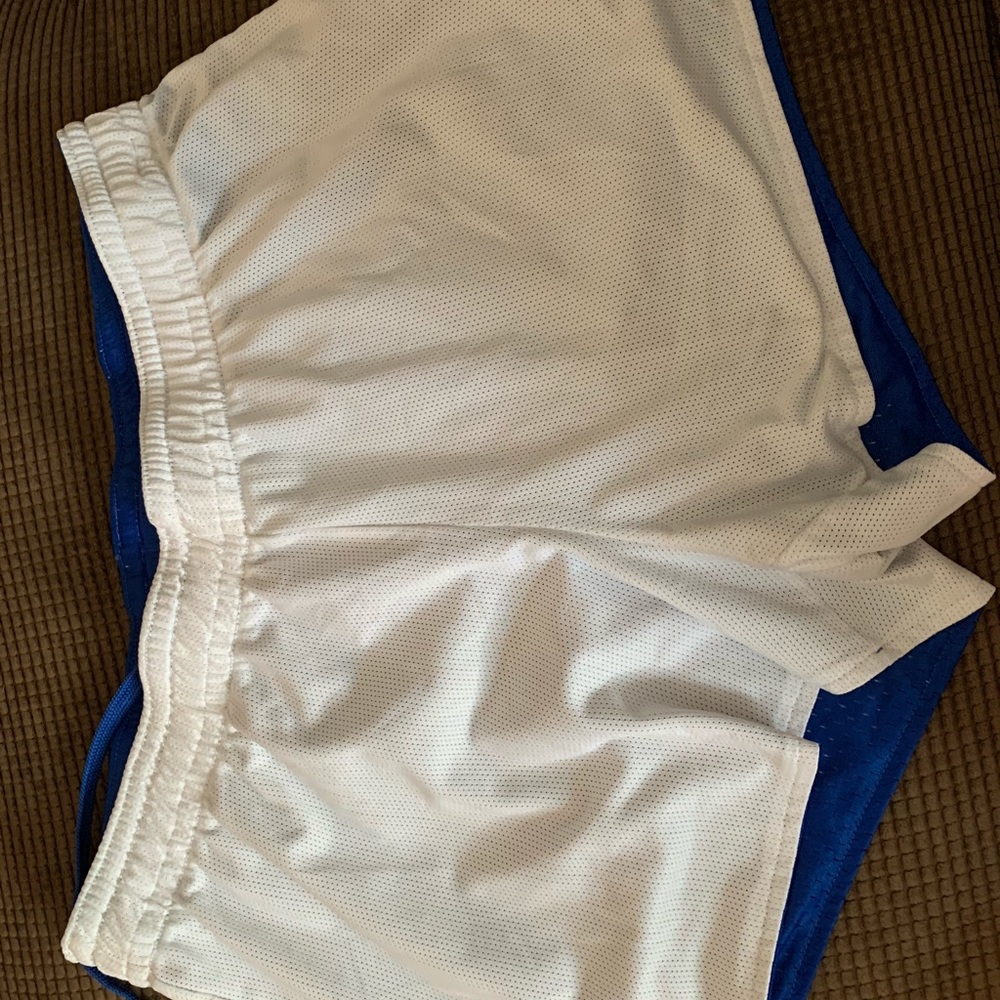 Reversible shorts! - Picture 2 of 4